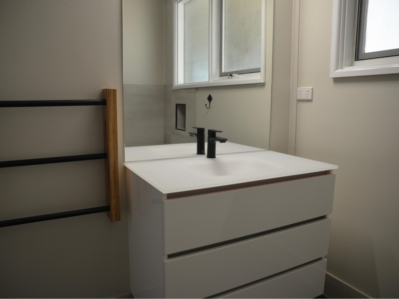 1 Hillview Place, Sunshine Bay NSW 2536