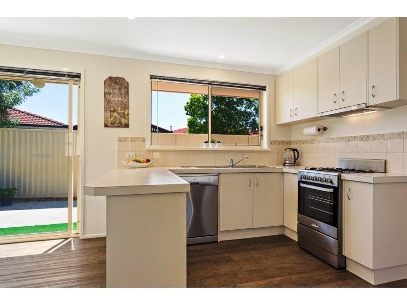 15 Alison Close, Pakenham VIC 3810