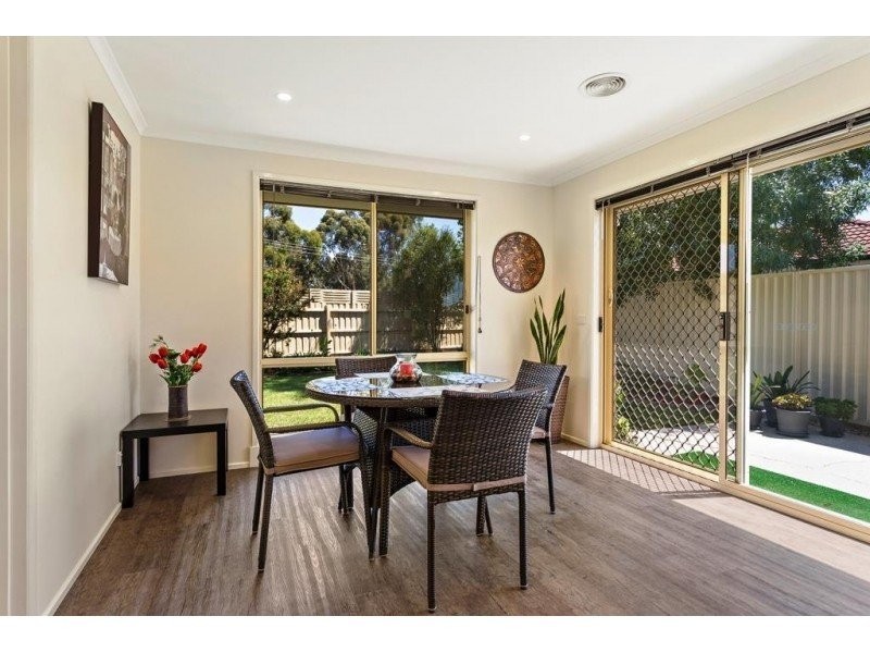 15 Alison Close, Pakenham VIC 3810