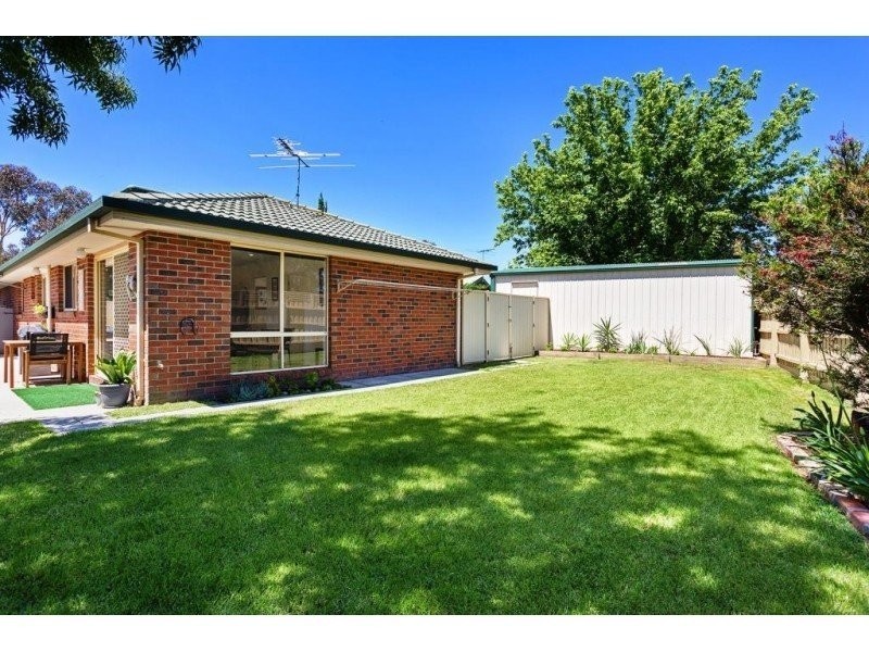 15 Alison Close, Pakenham VIC 3810