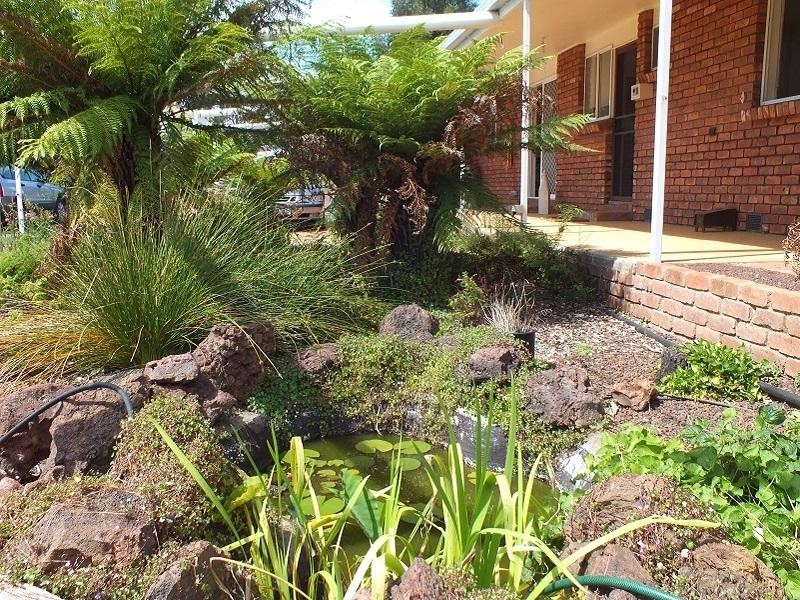 24 Scales Street, Penshurst VIC 3289