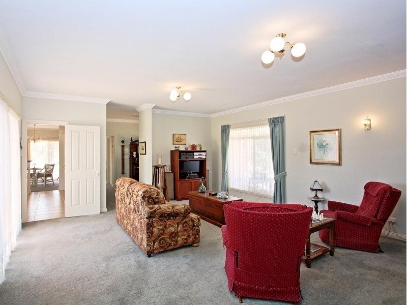 109 Pinjarra Drive, Lockwood South VIC 3551