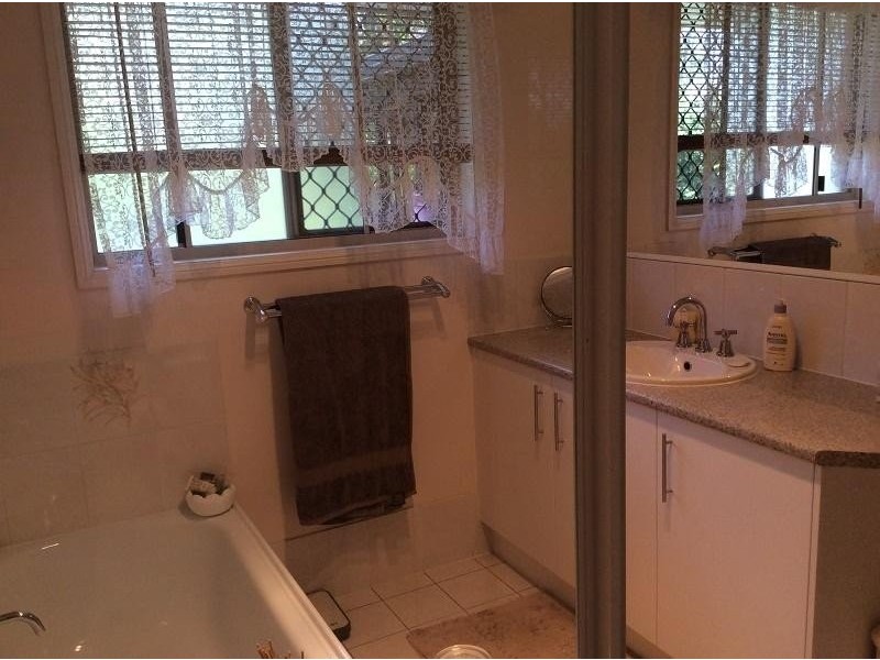 22-24 Mcpherson Road, Chambers Flat QLD 4133