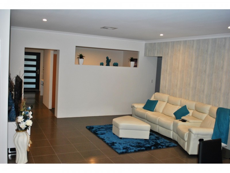 70 Weewar Circuit, South Yunderup WA 6208