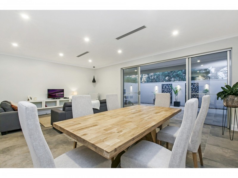 12 McLean Avenue, Grange SA 5022