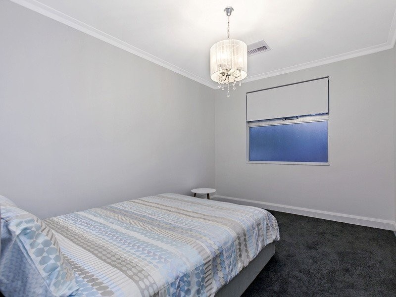 12 McLean Avenue, Grange SA 5022