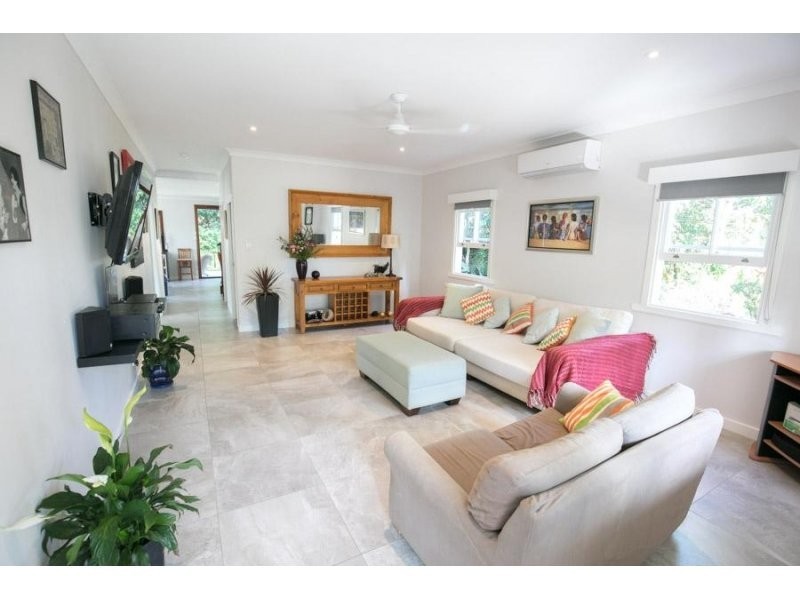 24 Nettleton Crescent, Moorooka QLD 4105