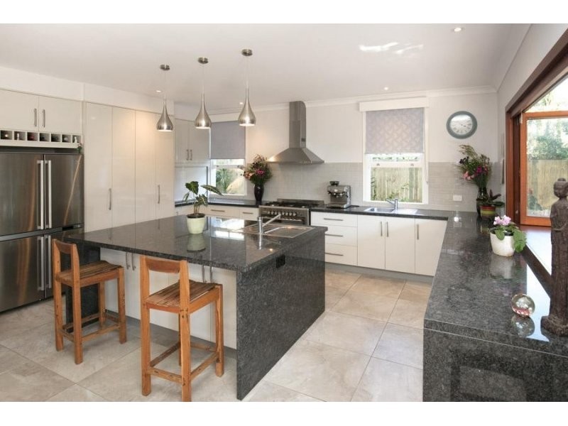 24 Nettleton Crescent, Moorooka QLD 4105