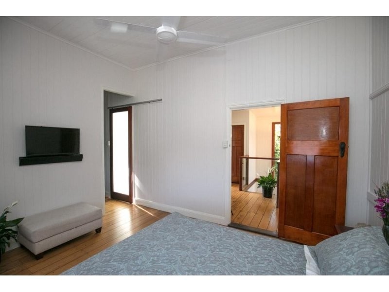 24 Nettleton Crescent, Moorooka QLD 4105