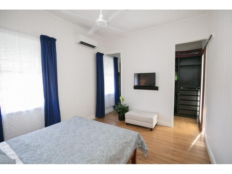 24 Nettleton Crescent, Moorooka QLD 4105