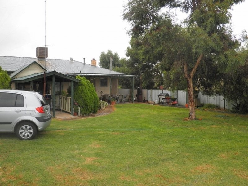 5 Westh Street, Underbool VIC 3509