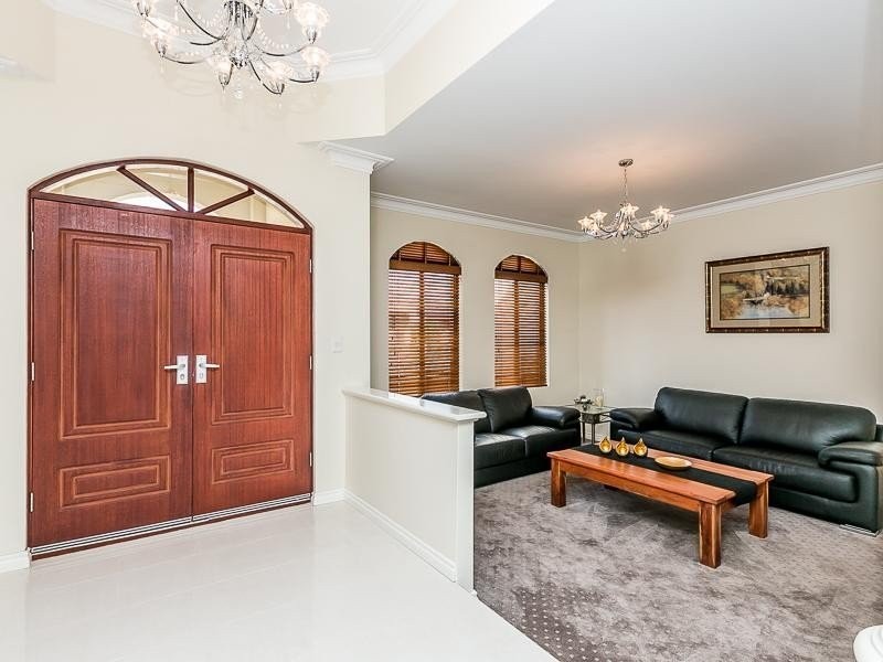 3 Firenze Loop, Landsdale WA 6065