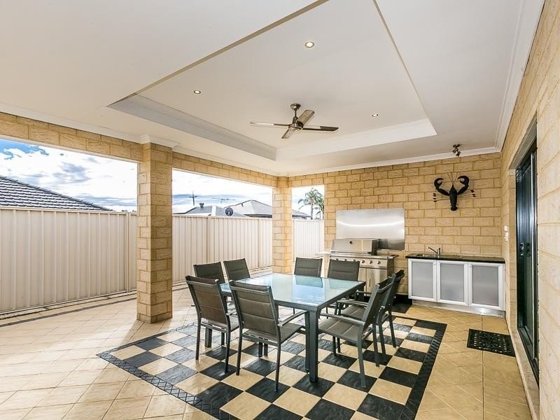 3 Firenze Loop, Landsdale WA 6065