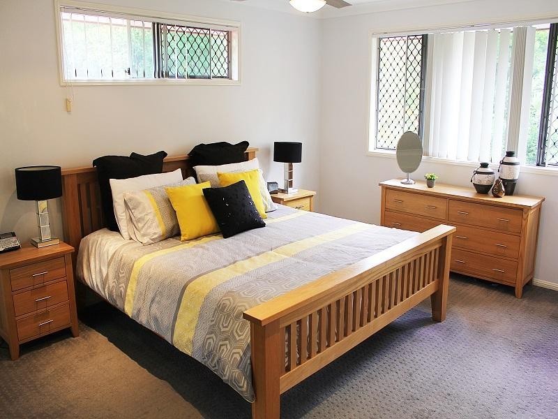 31 Virginia Avenue, Hawthorne QLD 4171