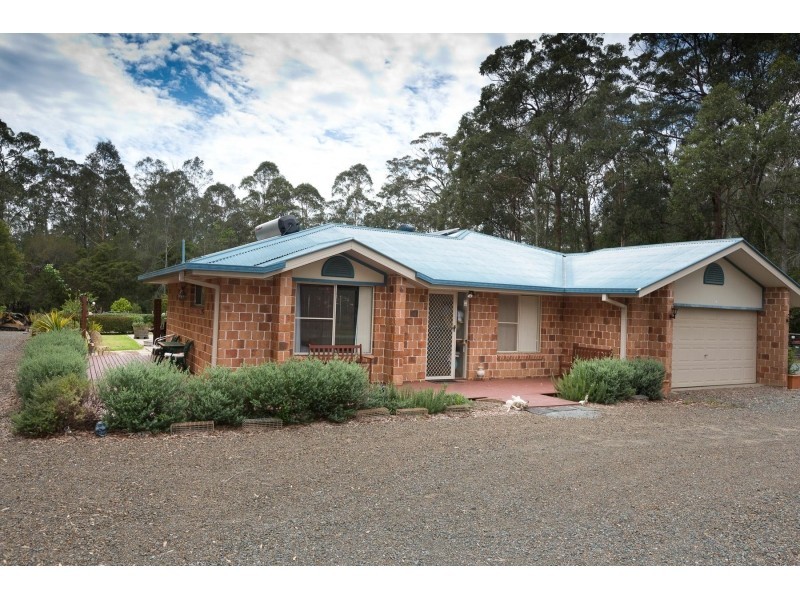 6 Peppermint Place, Old Bar NSW 2430