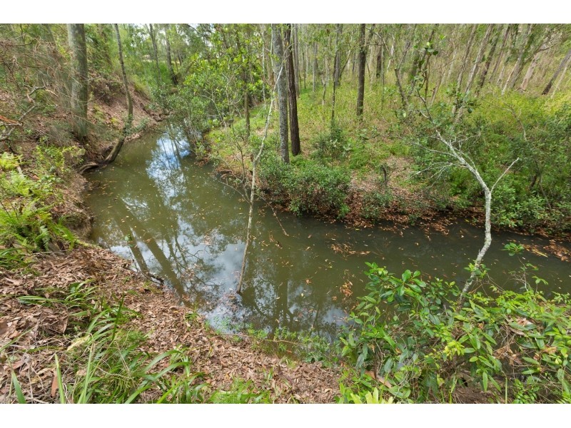 6 Peppermint Place, Old Bar NSW 2430