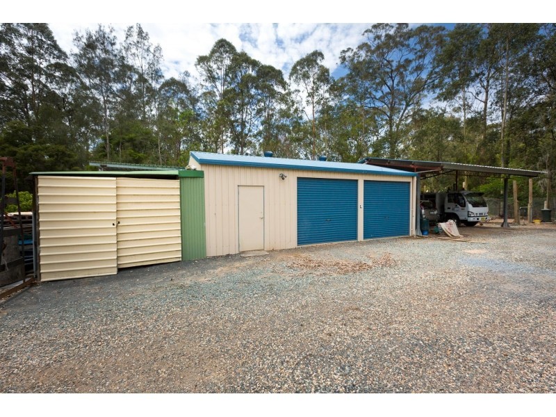 6 Peppermint Place, Old Bar NSW 2430