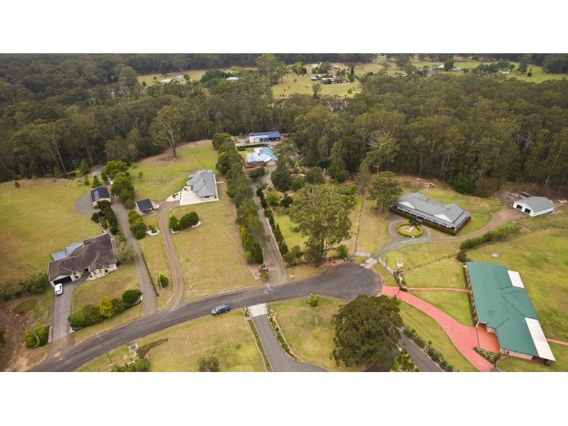 6 Peppermint Place, Old Bar NSW 2430