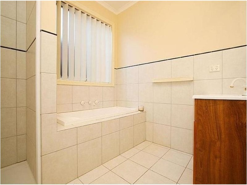 38A/38A Bungarim Wynd, Sydenham VIC 3037