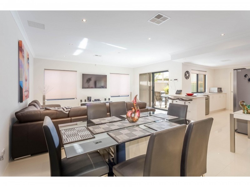 119A Raleigh Street, Carlisle WA 6101