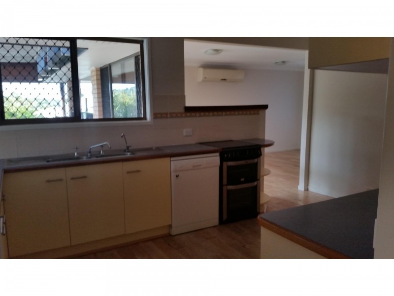18 Chauvel Court, Boyne Island QLD 4680