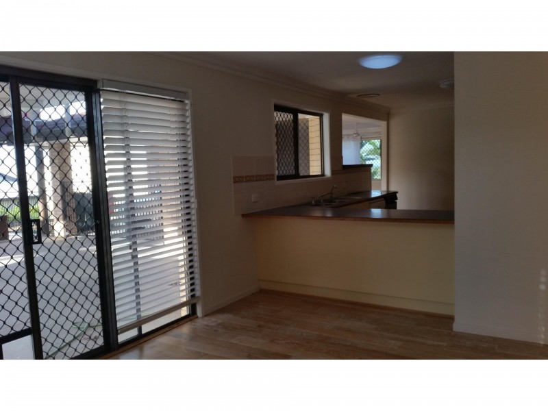 18 Chauvel Court, Boyne Island QLD 4680