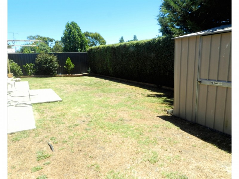 13 Blair Drive, Kyneton VIC 3444