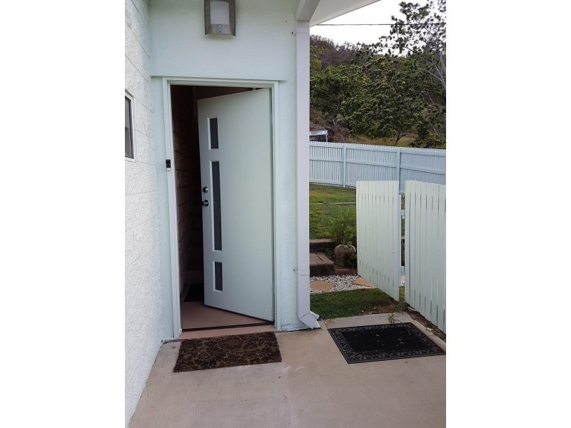 30 Church Street, West End QLD 4810