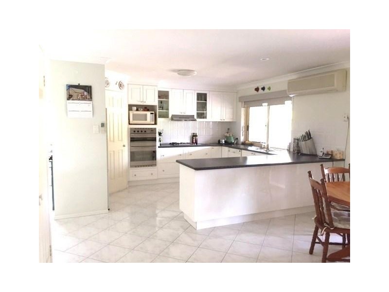 7 Darren Close, Victoria Point QLD 4165