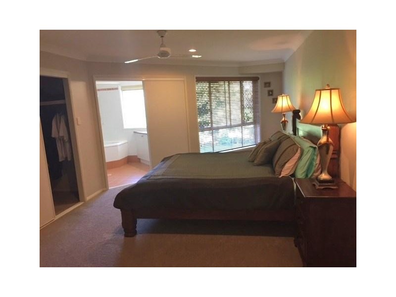 7 Darren Close, Victoria Point QLD 4165