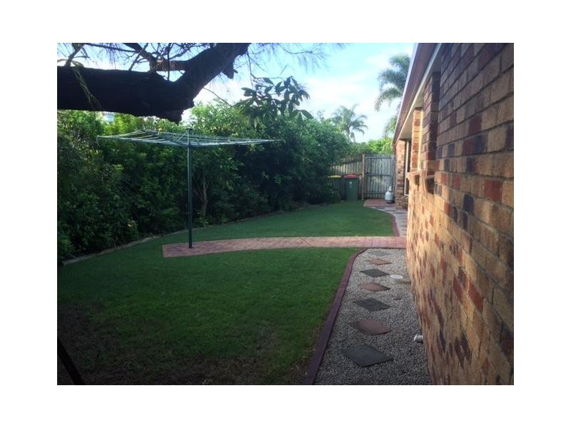 7 Darren Close, Victoria Point QLD 4165
