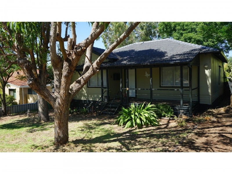 16 Sharman Street, Medina WA 6167