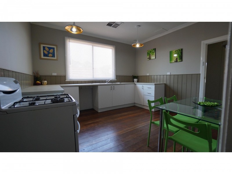 16 Sharman Street, Medina WA 6167
