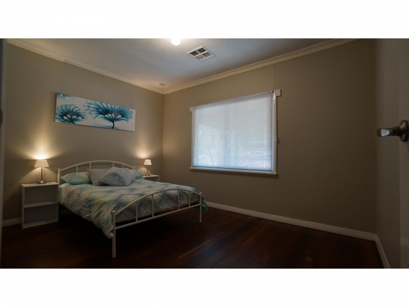 16 Sharman Street, Medina WA 6167