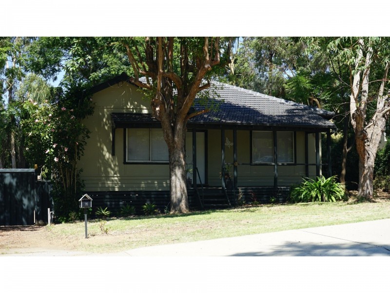 16 Sharman Street, Medina WA 6167