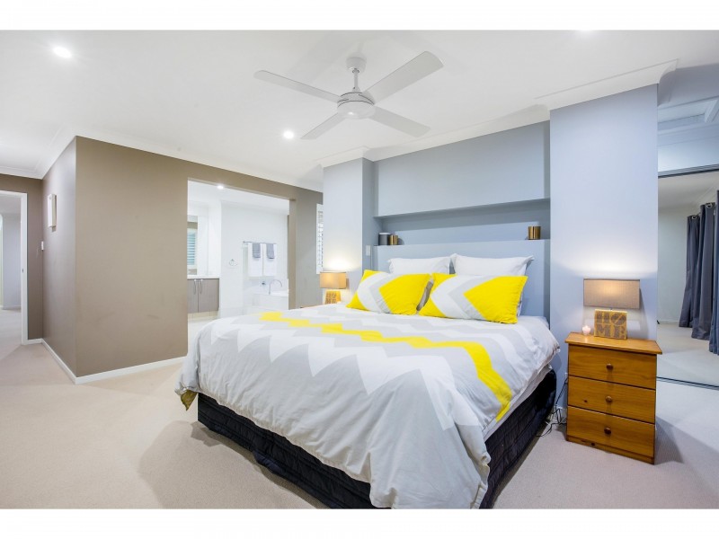 38 Picnic Creek Drive, Coomera QLD 4209