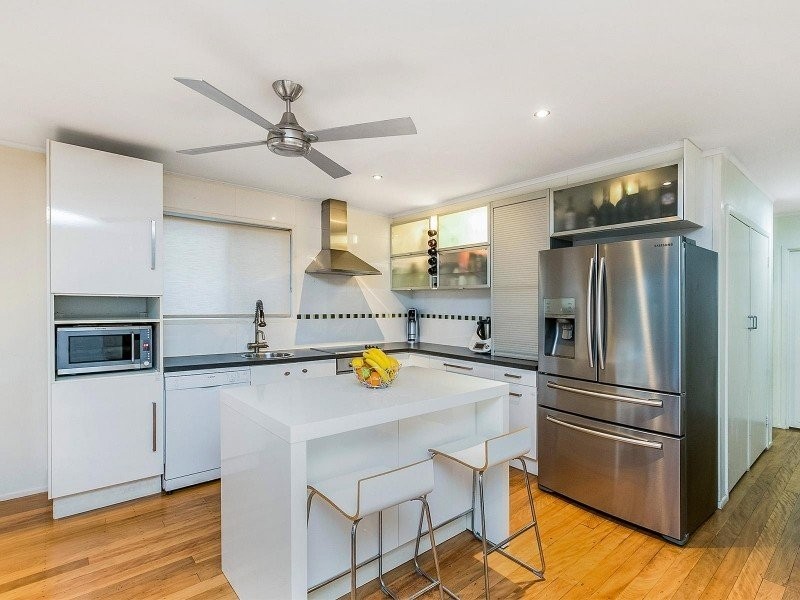 26 Wood Avenue, Carina QLD 4152