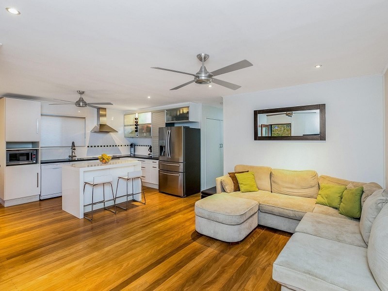 26 Wood Avenue, Carina QLD 4152