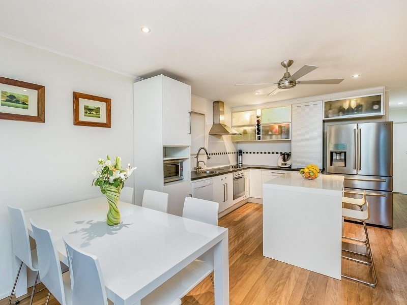 26 Wood Avenue, Carina QLD 4152