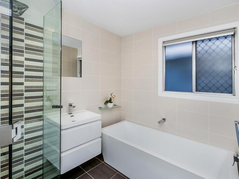 26 Wood Avenue, Carina QLD 4152