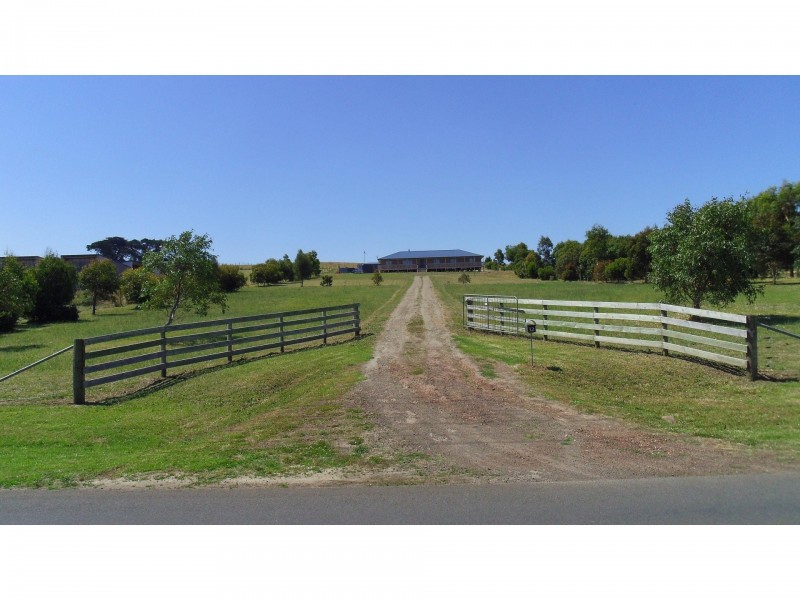 32 Ibbs Lane, Grassmere VIC 3281