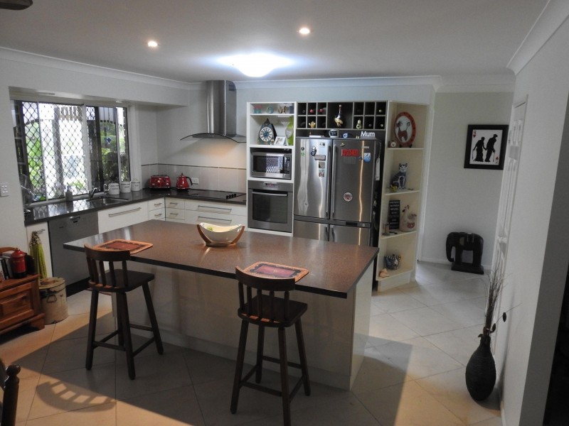 10-12 Heathcote Court, Munruben QLD 4125