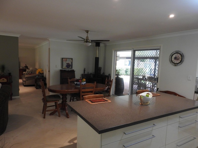 10-12 Heathcote Court, Munruben QLD 4125