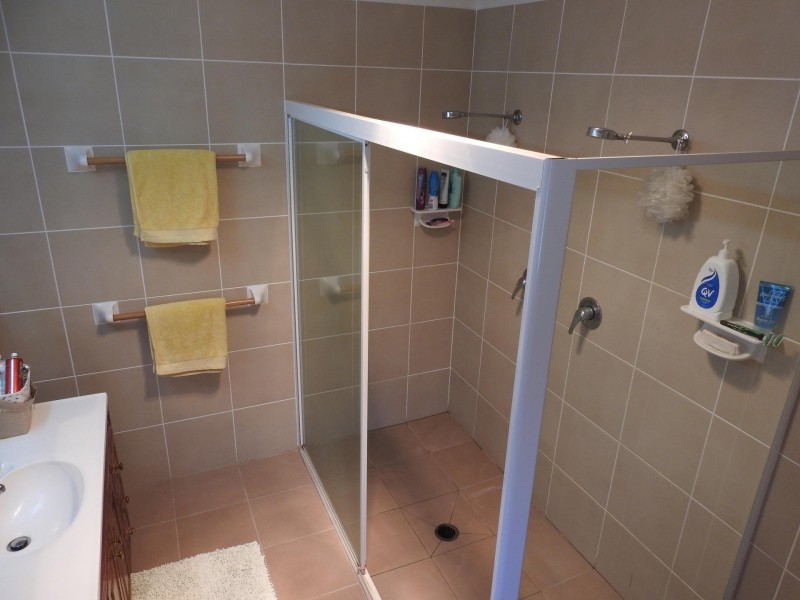 10-12 Heathcote Court, Munruben QLD 4125