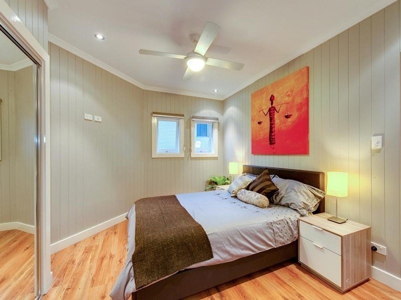 7A St Leonards Street, Coorparoo QLD 4151