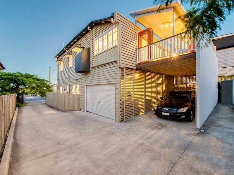 7A St Leonards Street, Coorparoo QLD 4151