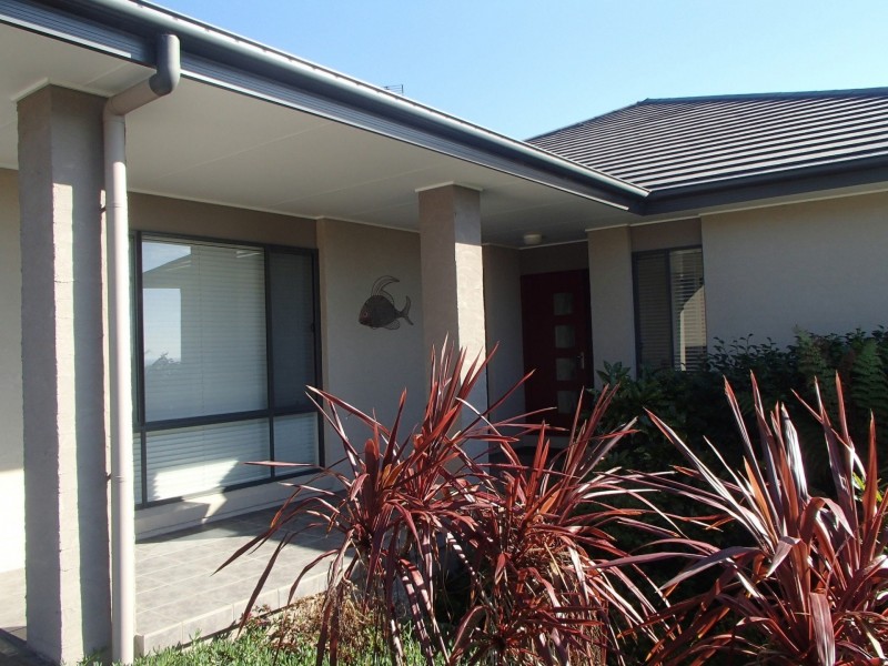 2 Callistemon Court, Tura Beach NSW 2548