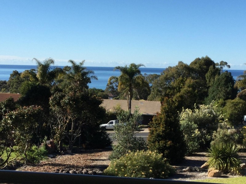 2 Callistemon Court, Tura Beach NSW 2548