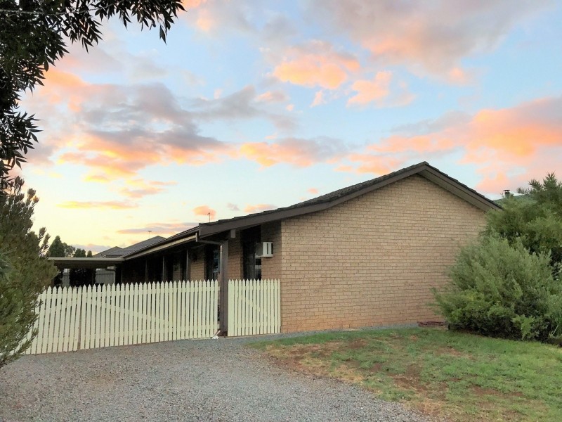 143 Segenhoe Street, Aberdeen NSW 2336