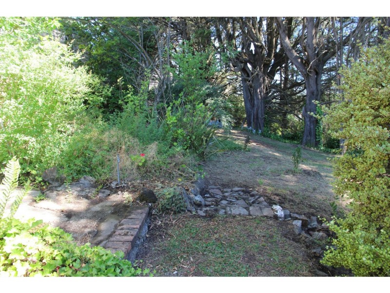 10 Perrins Street, Daylesford VIC 3460